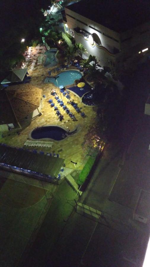 Hotel Golden Dolphin Resort - Flat No Decimo Andar Quarto Com Varanda Калдас-Новас Экстерьер фото